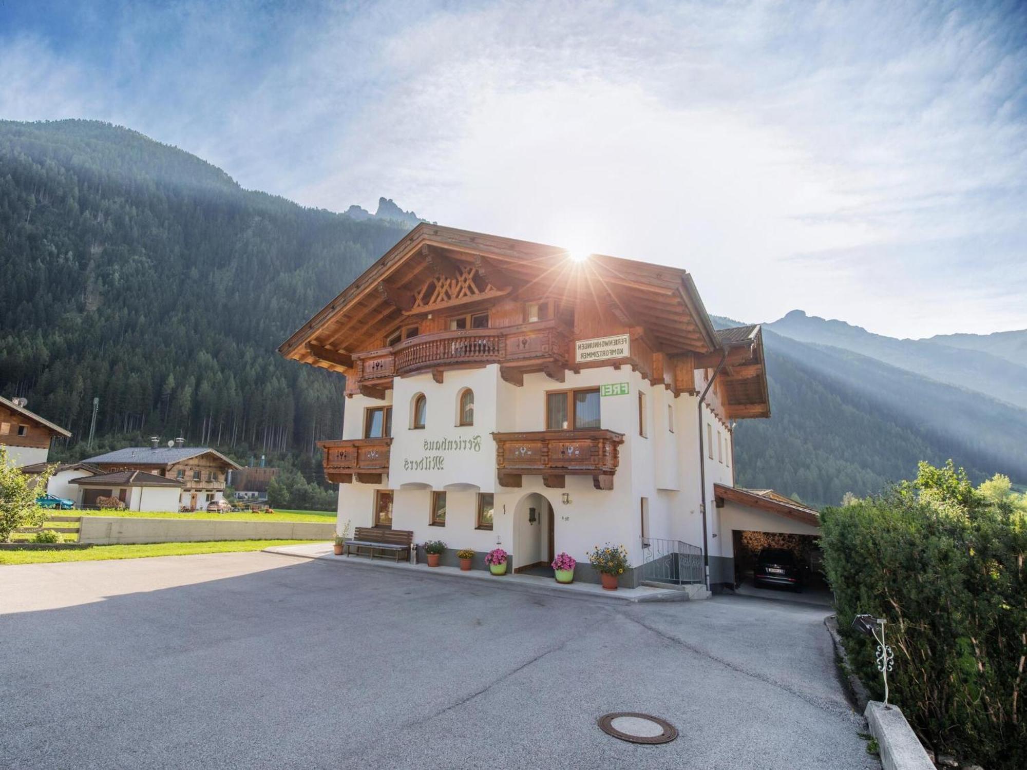 Flat With Sep Entrance On Ground Floor In Neustift Apartment Neustift im Stubaital Exterior photo